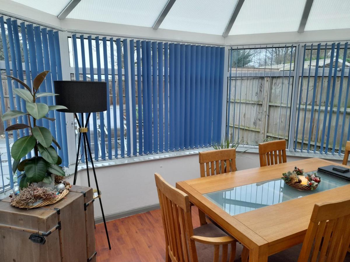 3 Brookside House Villa Pickering Bagian luar foto